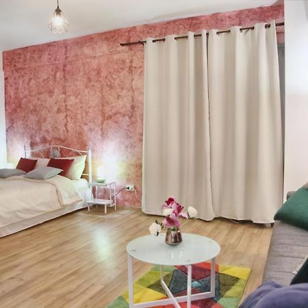 Luxury Downtown Apartment Cluj-Napoca Buitenkant foto