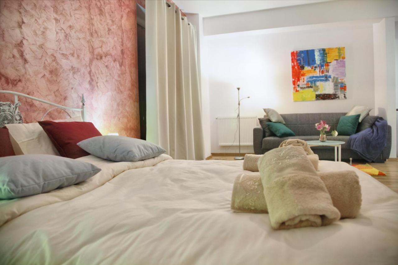 Luxury Downtown Apartment Cluj-Napoca Buitenkant foto